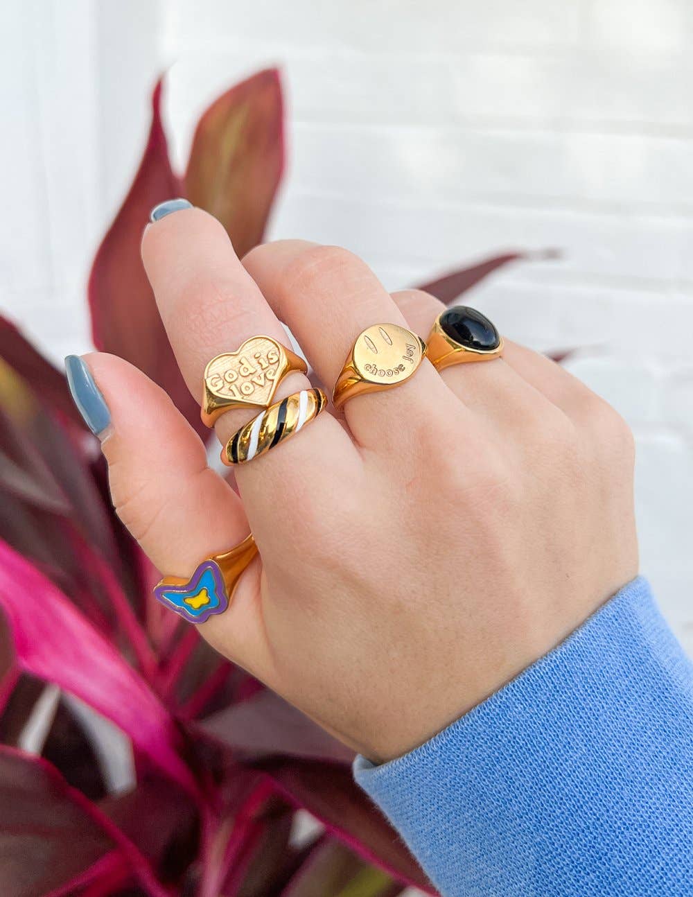 Choose Joy Ring in Gold