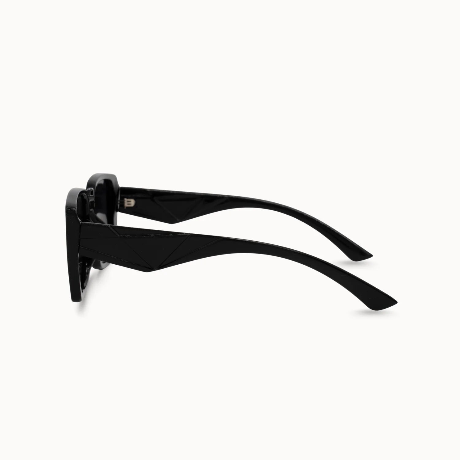 Nova Black Sunnies