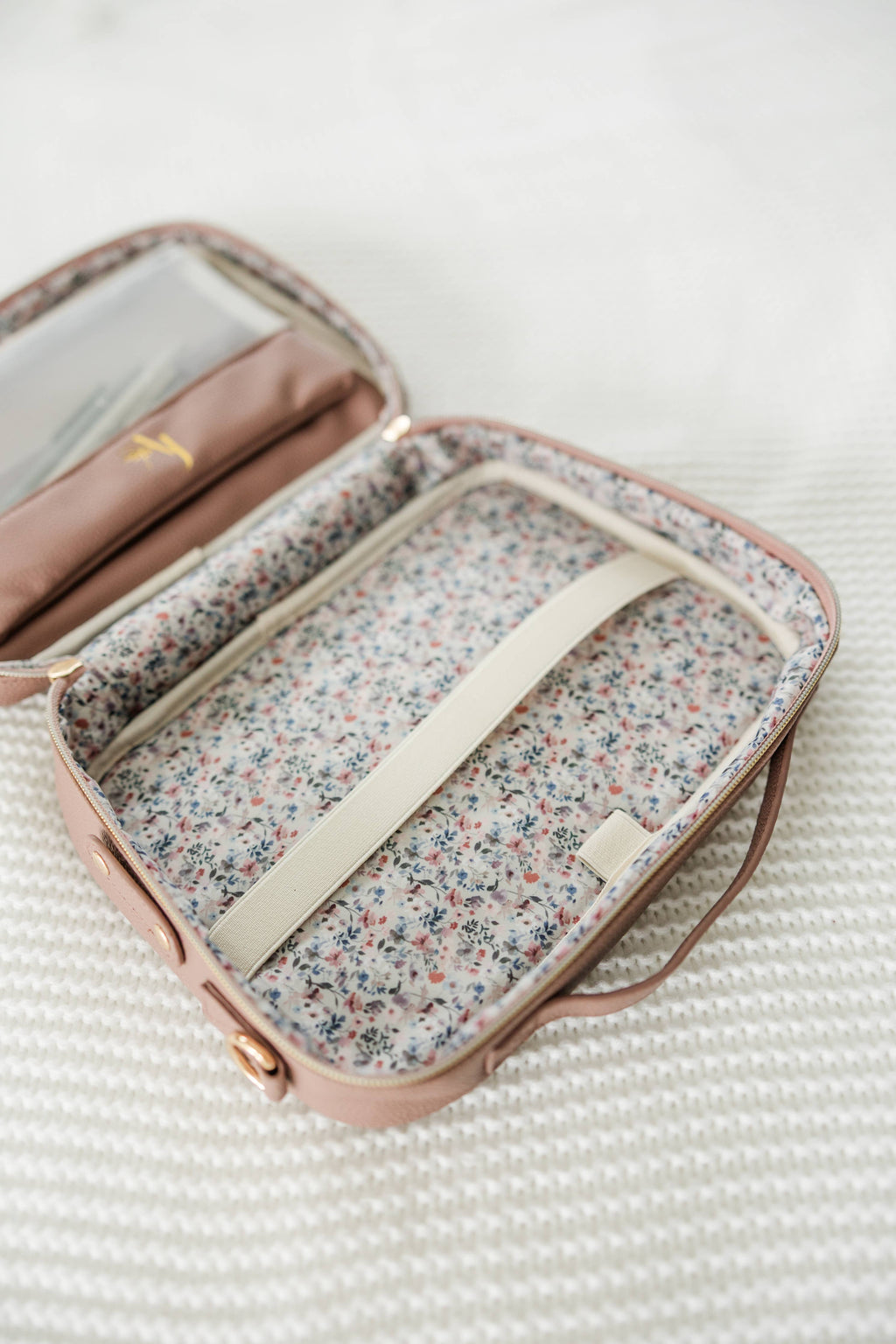 Book & Bible Bag Crossbody in Lavendar